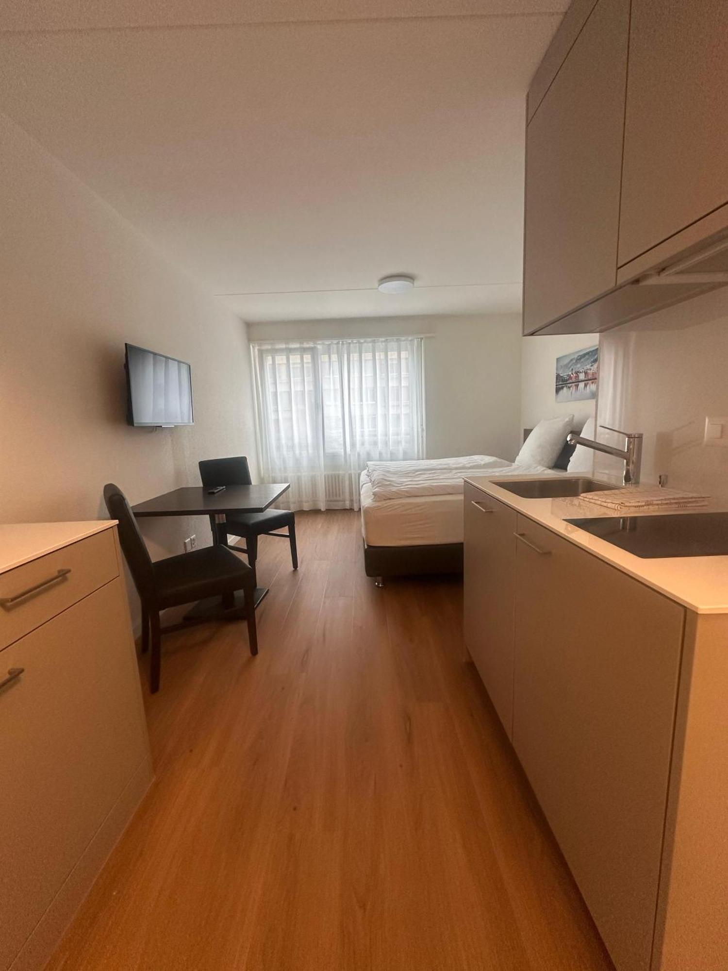 Swiss Star Zurich Airport - Self Check-In Apartment Kloten Ngoại thất bức ảnh