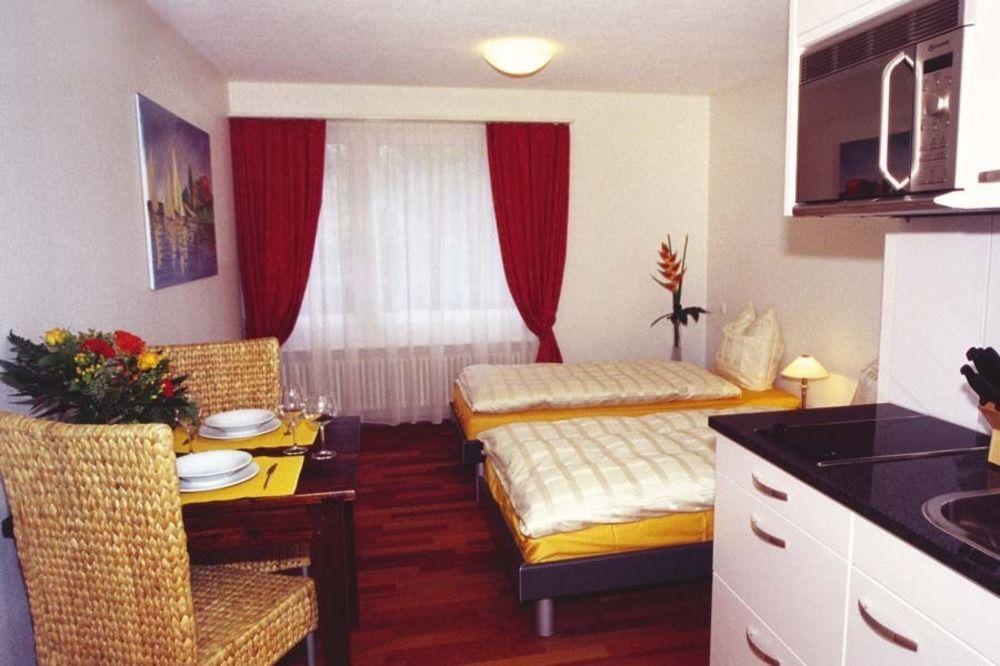 Swiss Star Zurich Airport - Self Check-In Apartment Kloten Ngoại thất bức ảnh